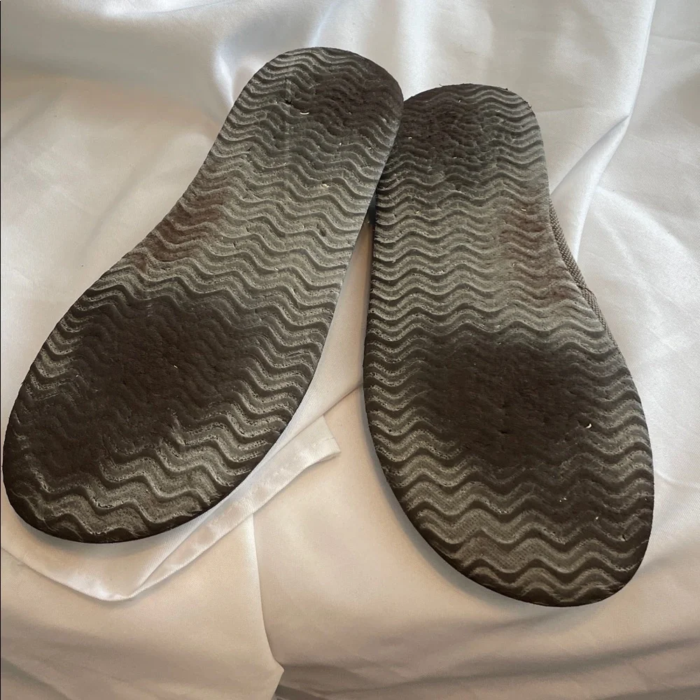 Casual Canvas Slip-On Shoes - Brown Ocean Pacific